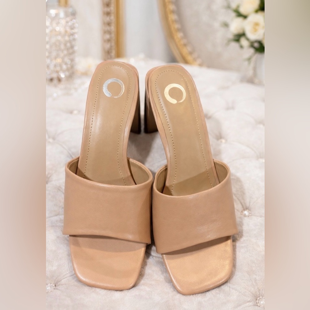 Elegant Tan Women's Heels - Size 9
